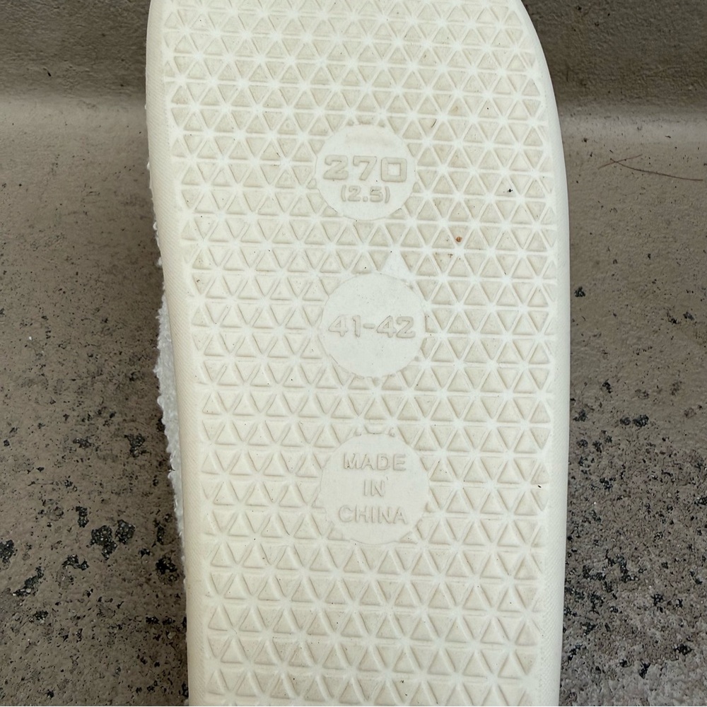 Roller Rabbit Slippers Blue Monkey - Picture 5 of 5